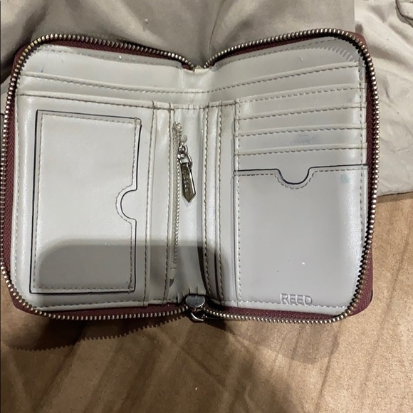 Red Reed Wallet - Picture 2 of 4